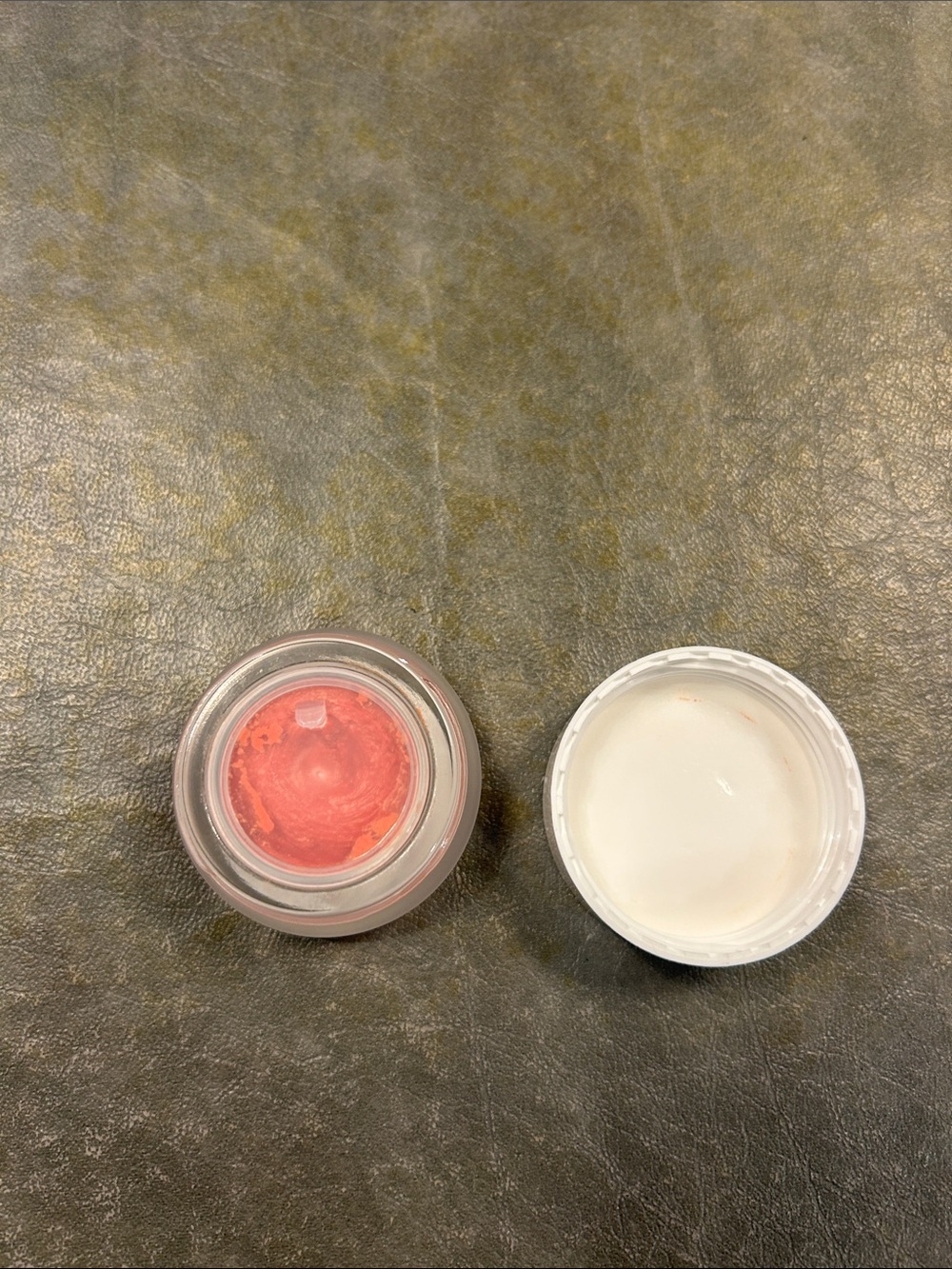 Gitti Velvet Cheeks Natural Mousse Blush - 02 Coral Breeze - Picture 3 of 3